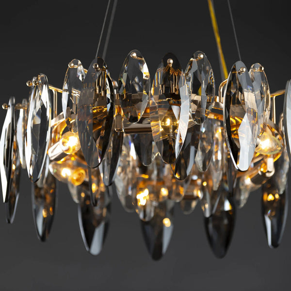 THE BRIGHT PURSUIT CHANDELIER